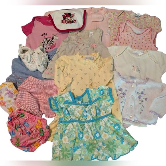 Vintage Y2k Modern Large Infant Girl Lot Of Clothes Bundle